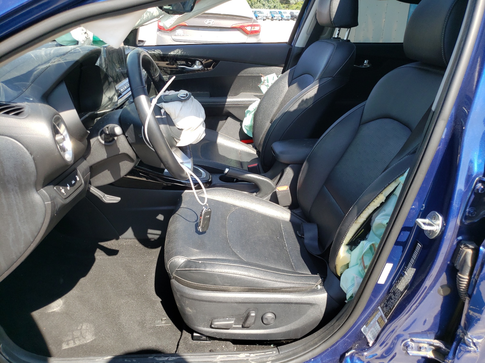 3KPF54AD0ME281332 2021 Kia Forte Ex