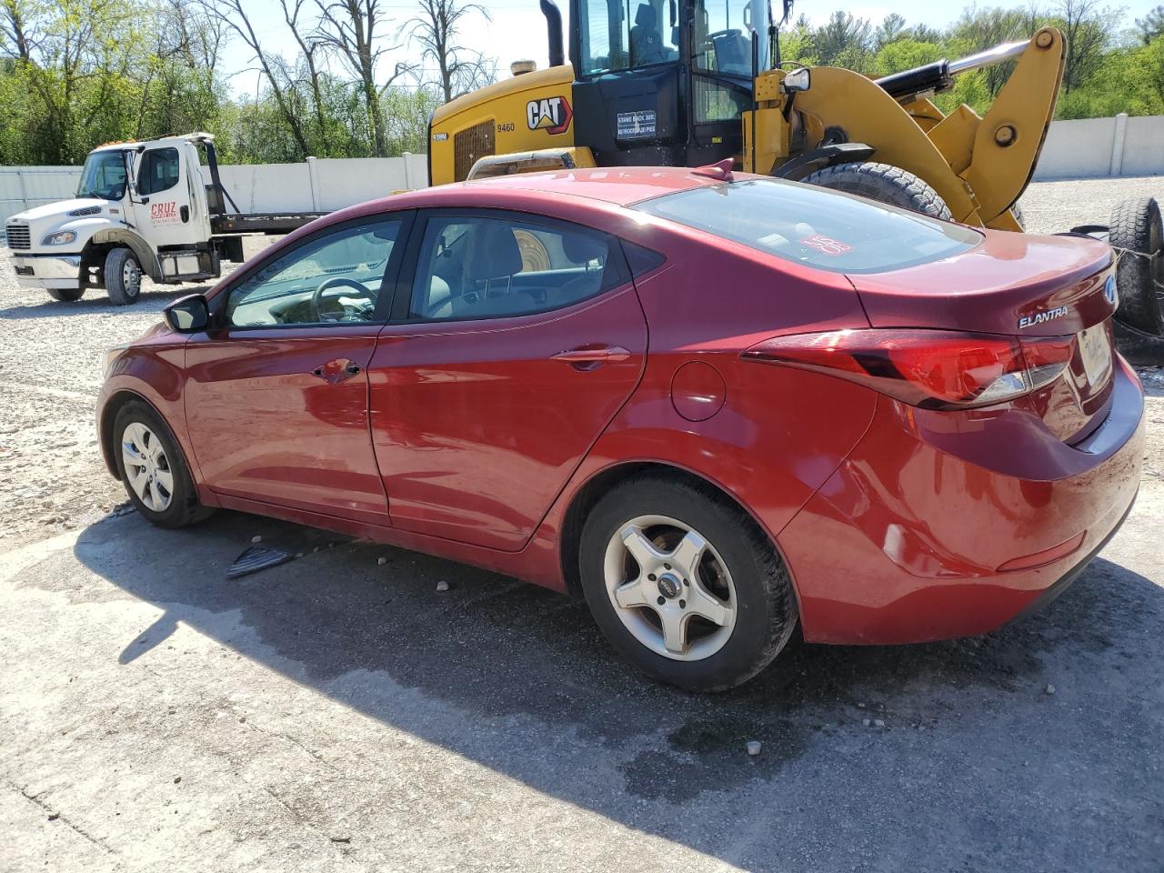 5NPDH4AE2GH725737 2016 HYUNDAI ELANTRA - Image 2