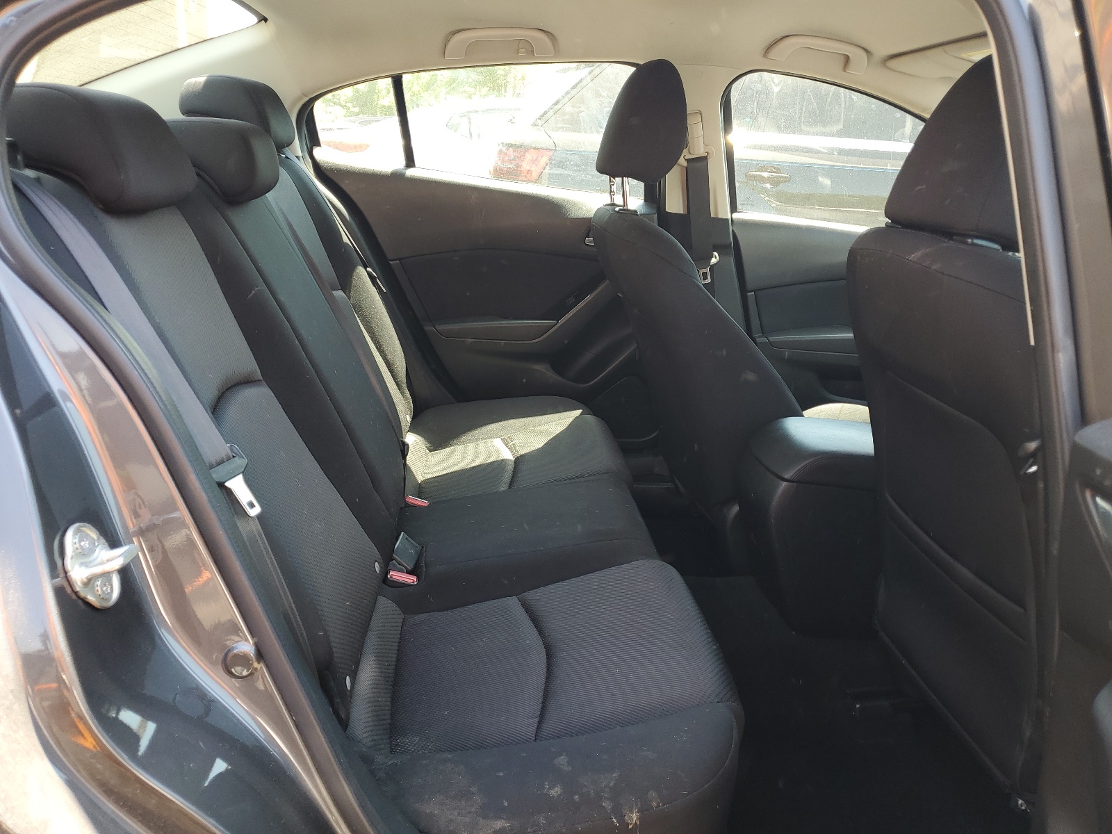 3MZBN1U74JM166976 2018 Mazda 3 Sport