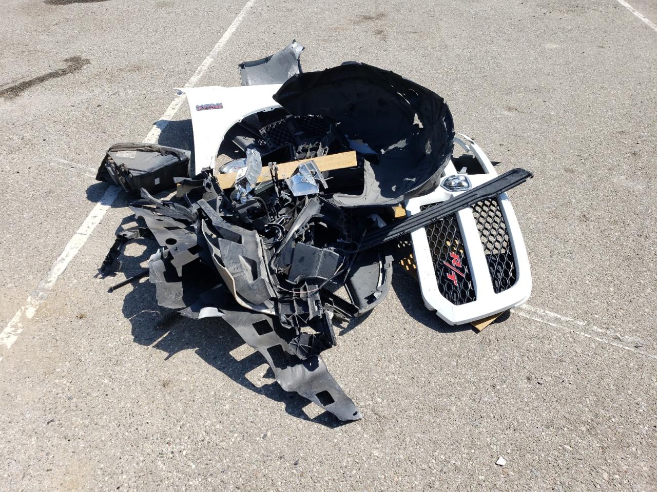 2014 Ram 1500 Sport VIN: 3C6JR6CT8EG171303 Lot: 57343164