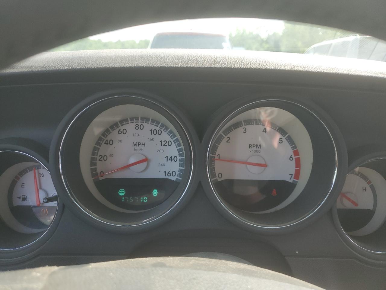 2009 Dodge Challenger R/T VIN: 2B3LJ54T69H594681 Lot: 56400844