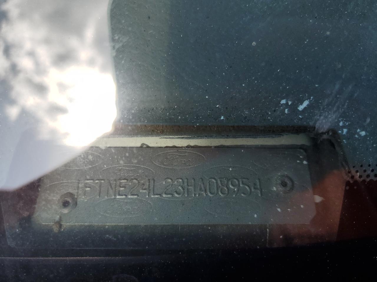 2003 Ford Econoline E250 Van VIN: 1FTNE24L23HA08954 Lot: 53227004