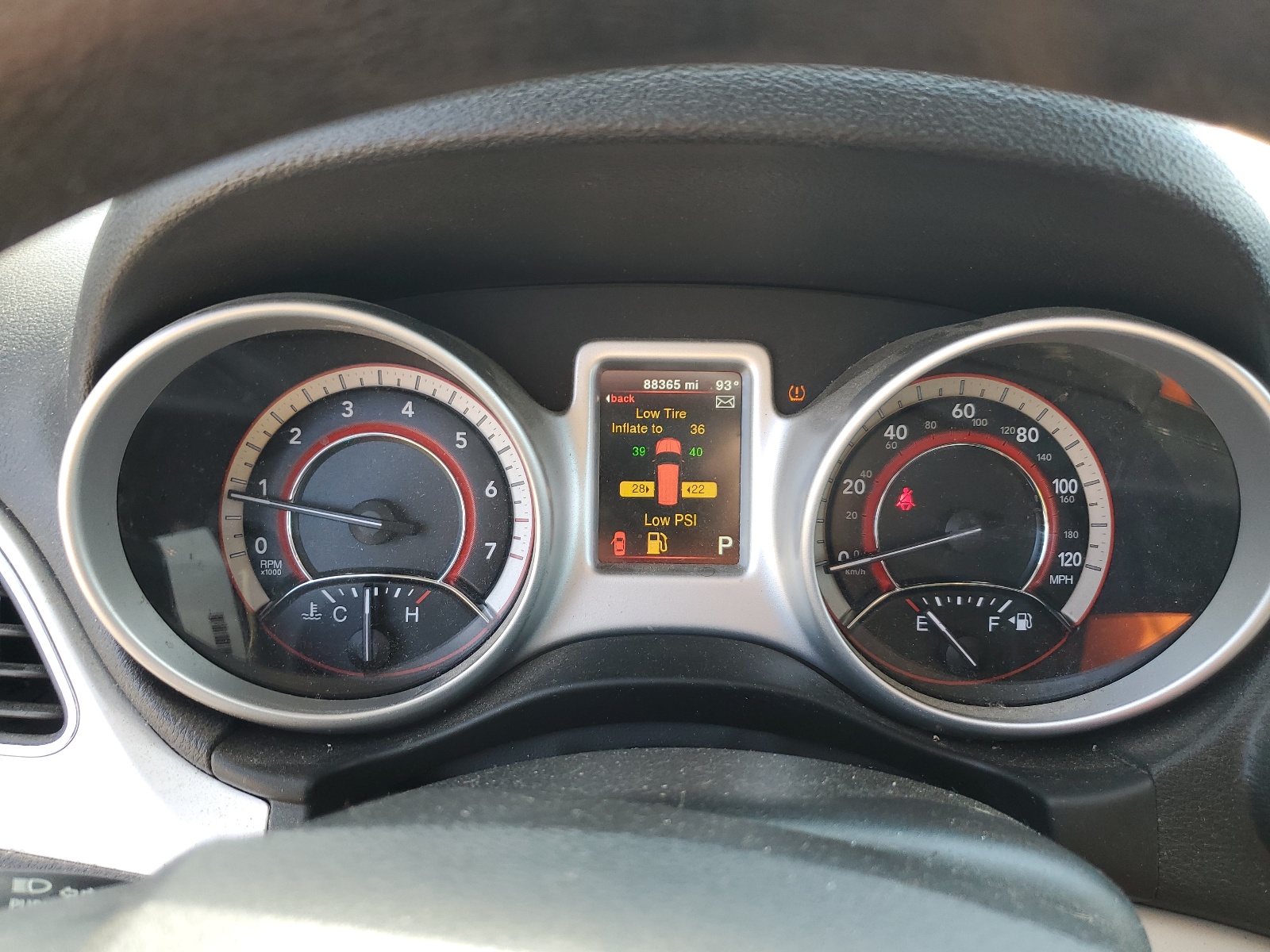 3C4PDCAB8JT242317 2018 Dodge Journey Se