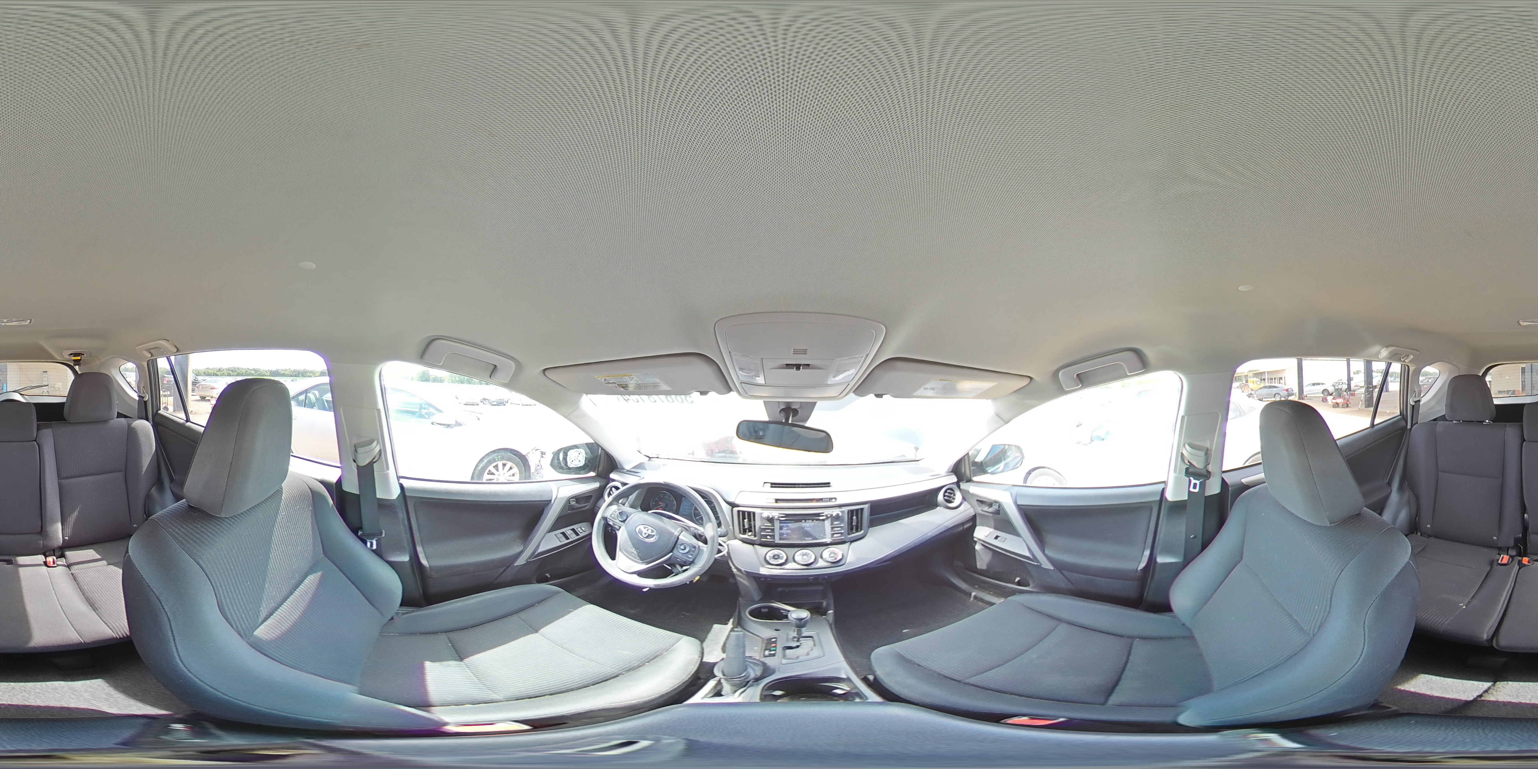 2017 Toyota RAV 4 - Image 12