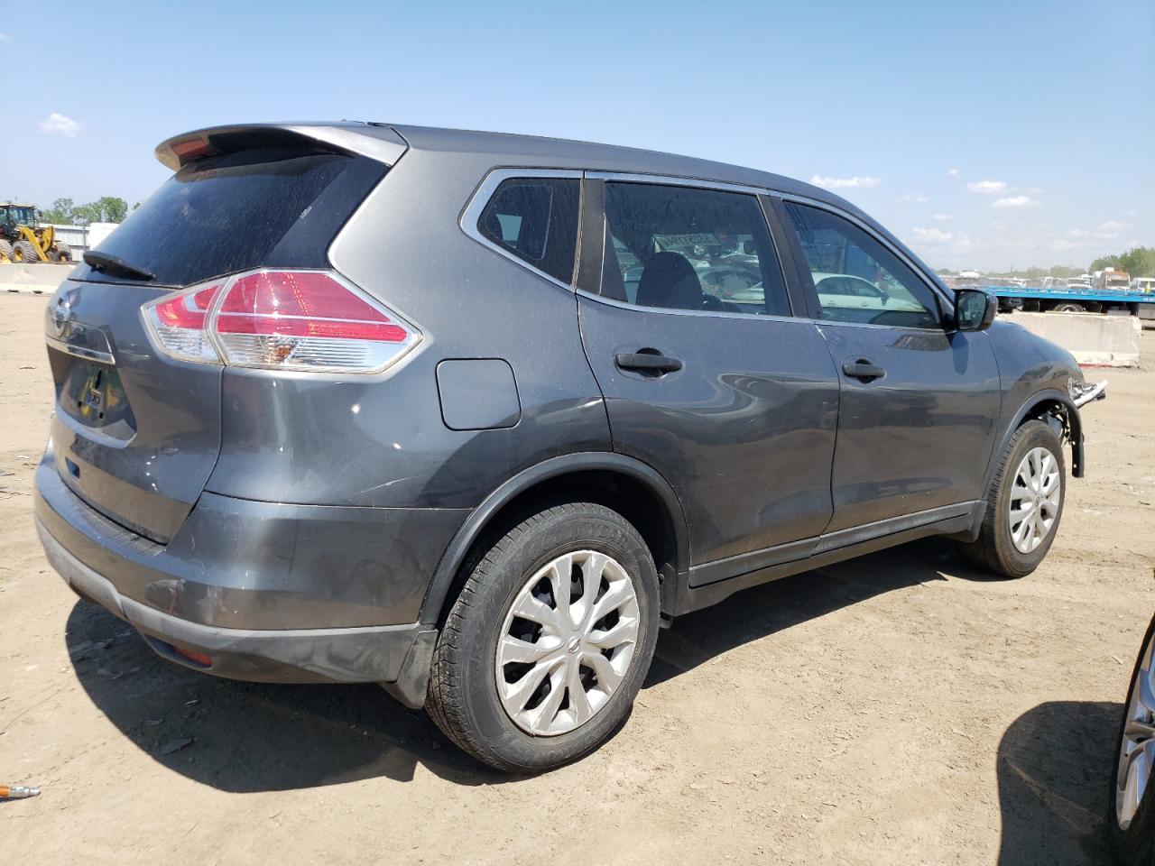 2016 Nissan Rogue - Image 3