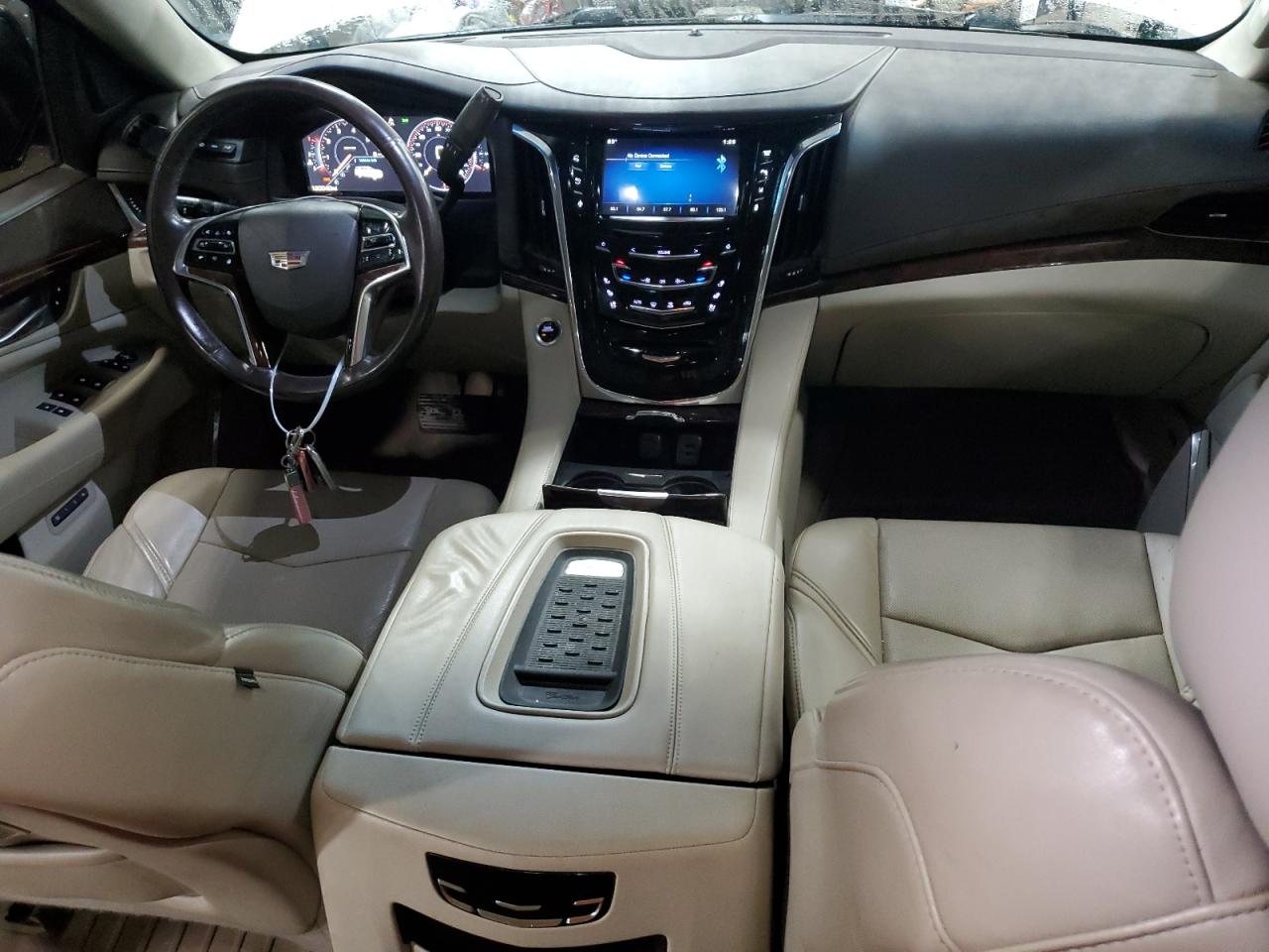 1GYS4MKJ7FR644507 2015 Cadillac Escalade Luxury