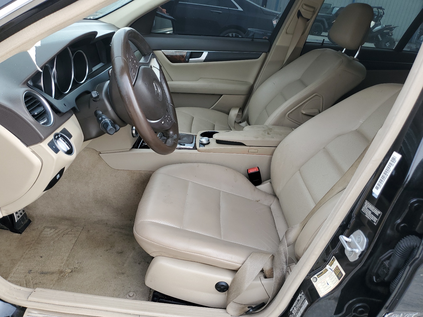 WDDGF4HBXCR218415 2012 Mercedes-Benz C 250