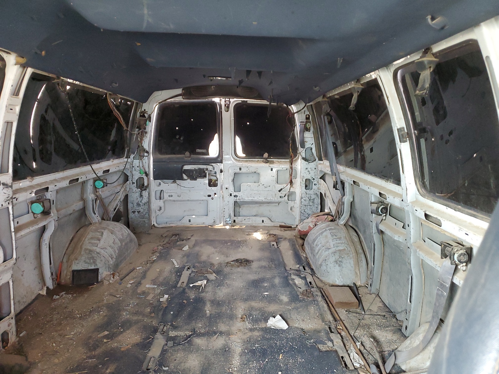 1GAHG39R5W1099203 1998 Chevrolet Express G3500