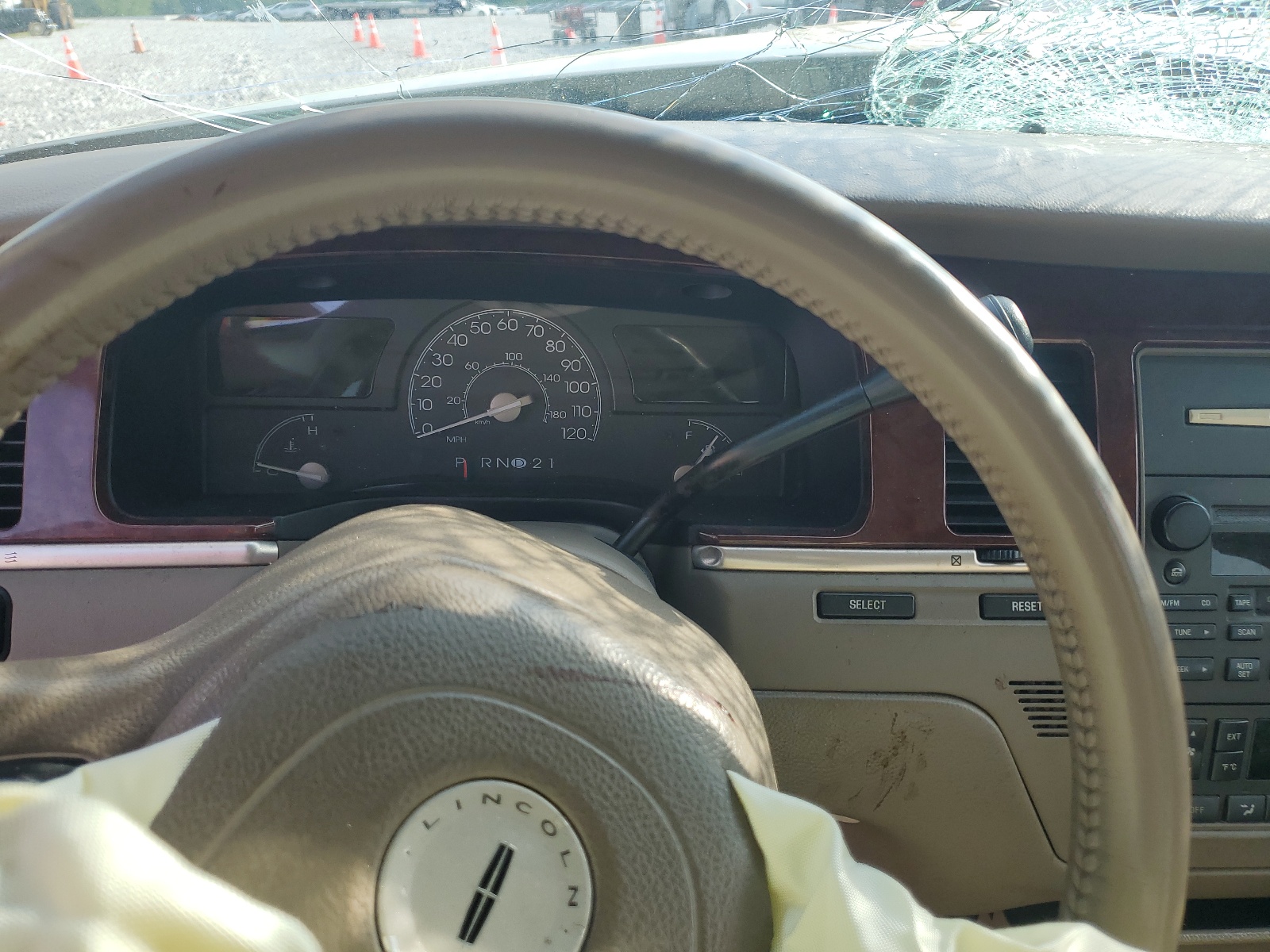 1LNHM81W04Y621055 2004 Lincoln Town Car Executive