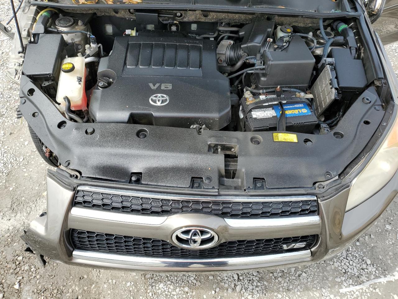 JTMDK4DV5AD014558 2010 Toyota Rav4 Limited