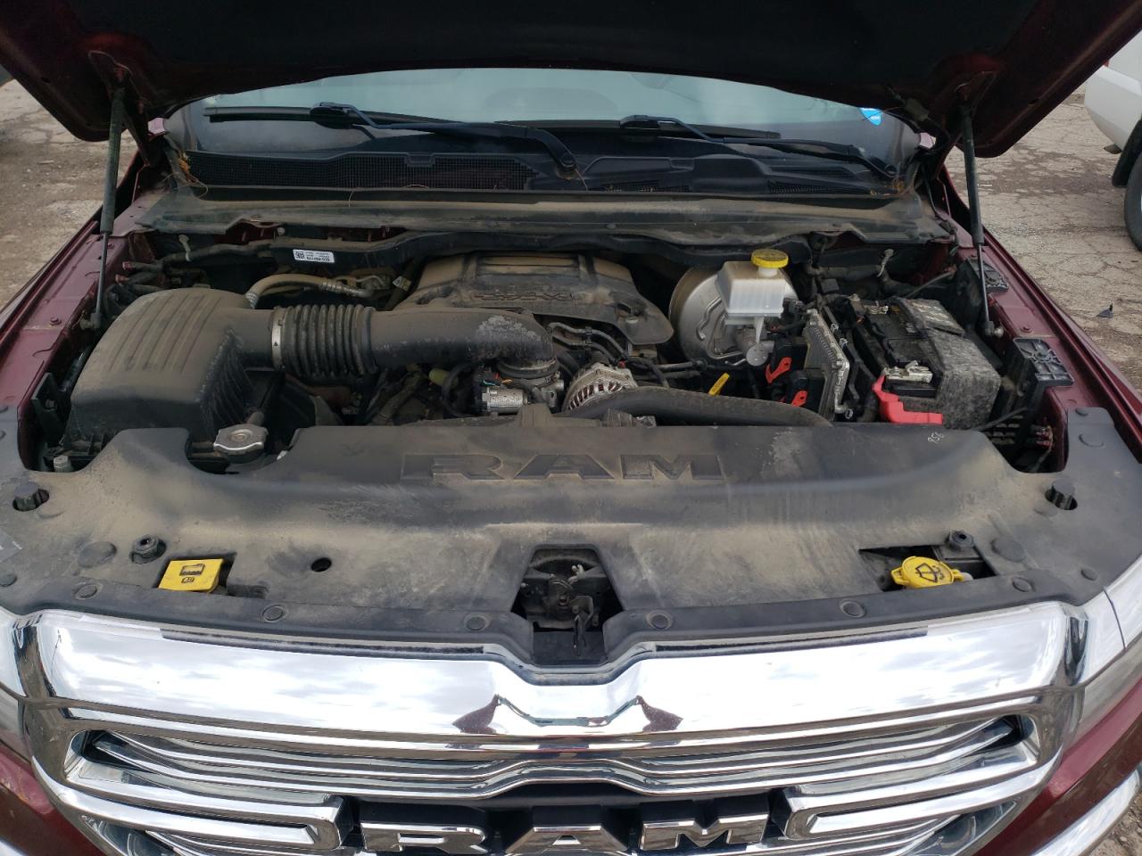 2019 Ram 1500 Laramie VIN: 1C6SRFRT5KN879040 Lot: 56252974