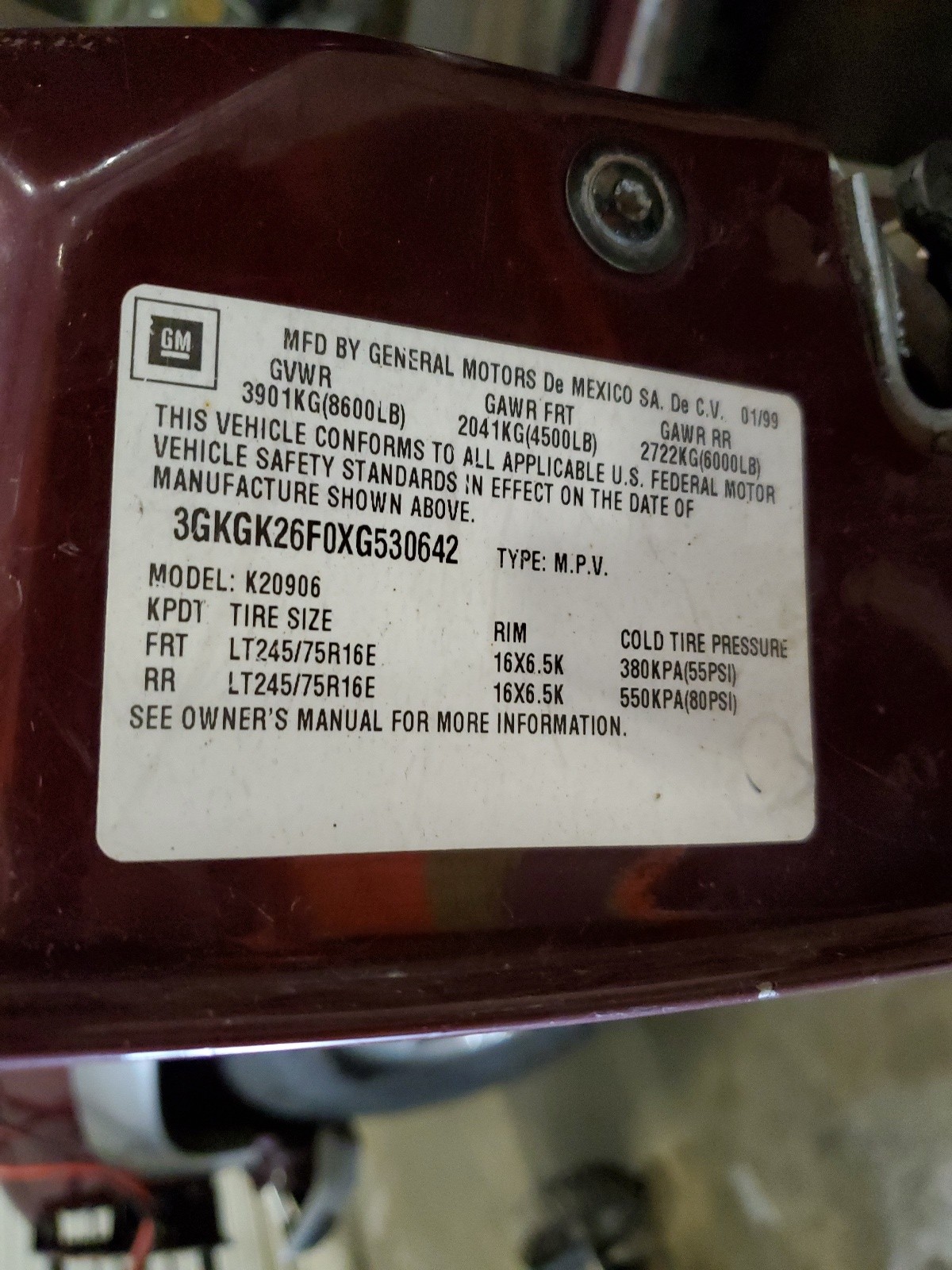 3GKGK26F0XG530642 1999 GMC Suburban K2500