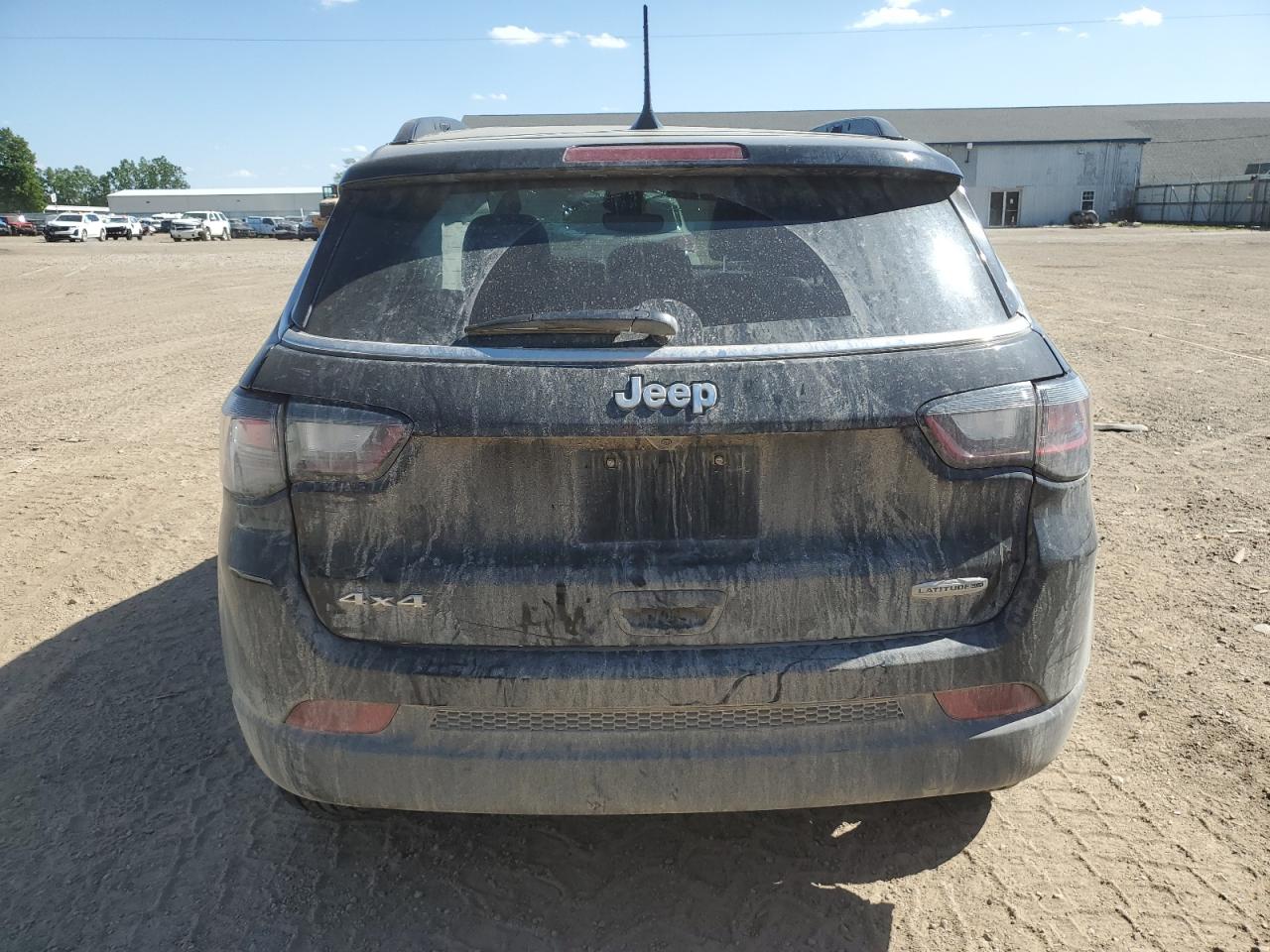 2022 Jeep Compass Latitude Lux VIN: 3C4NJDFB0NT208084 Lot: 56286404