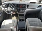 2017 Toyota Sienna Le na sprzedaż w Bridgeton, MO - Front End