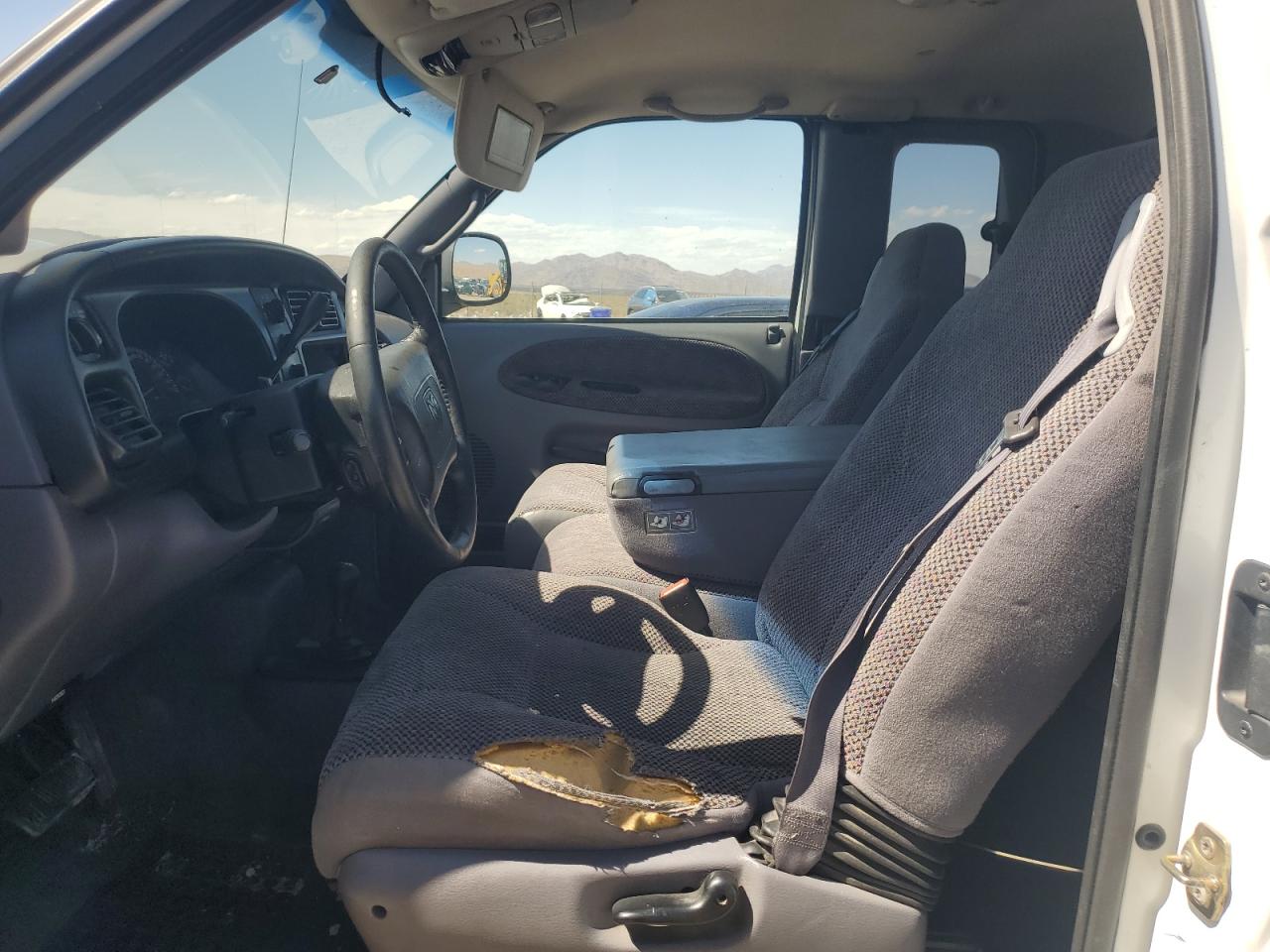 2000 Dodge Ram 2500 VIN: 3B7KF236XYG113416 Lot: 56302364