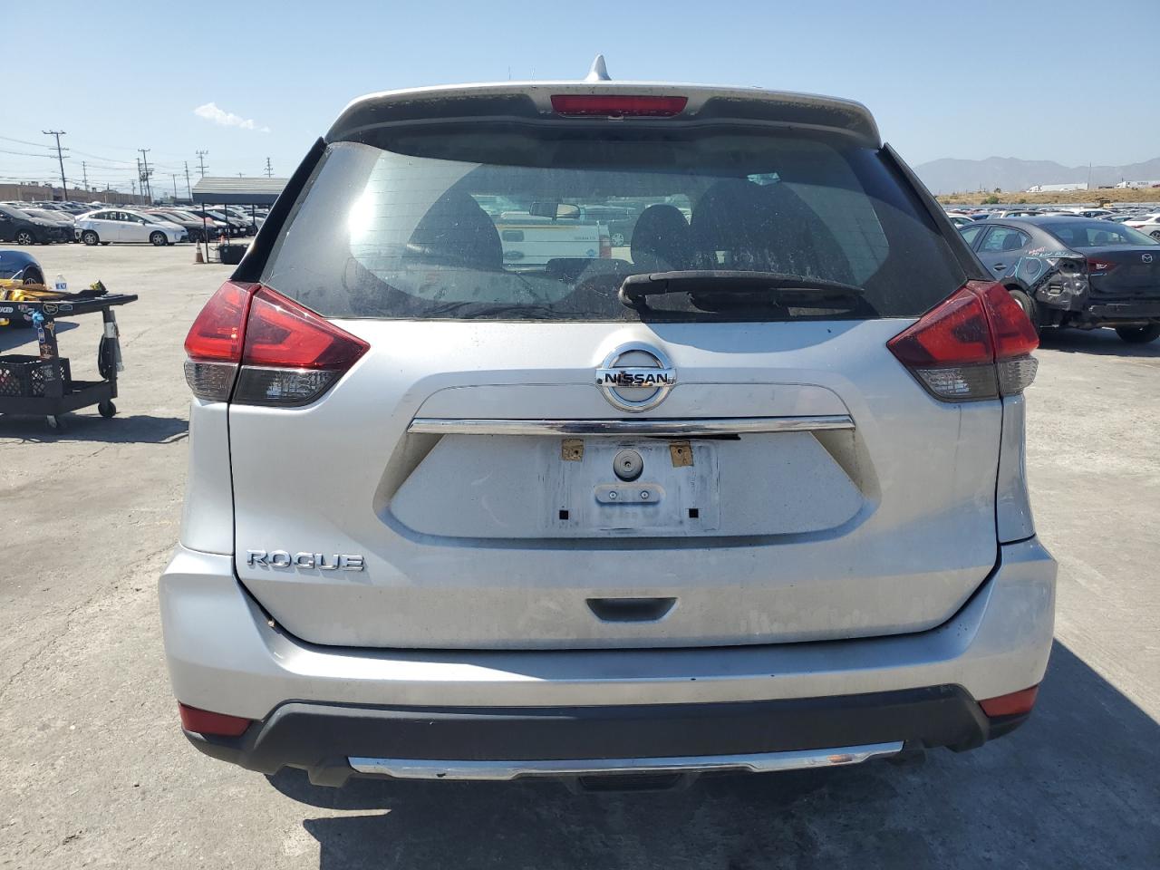 2017 Nissan Rogue S VIN: 5N1AT2MT0HC776128 Lot: 54220594