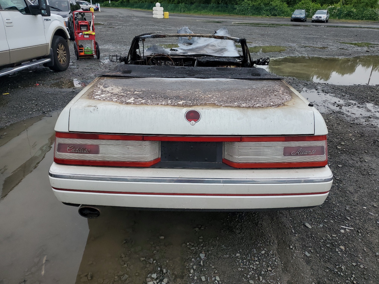 1G6VS3386LU126995 1990 Cadillac Allante