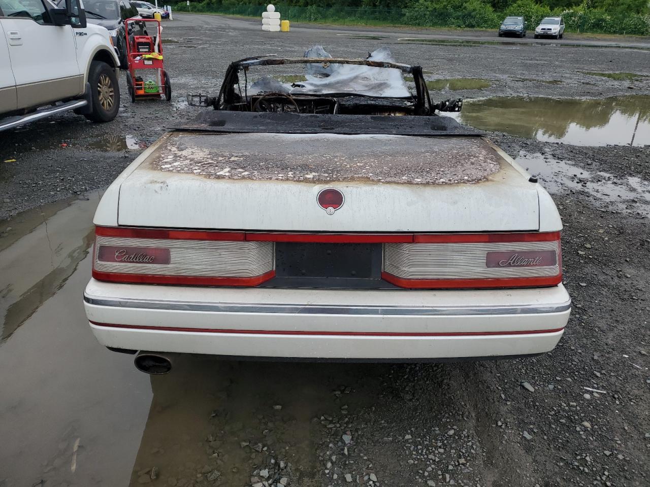 1990 Cadillac Allante VIN: 1G6VS3386LU126995 Lot: 56754334