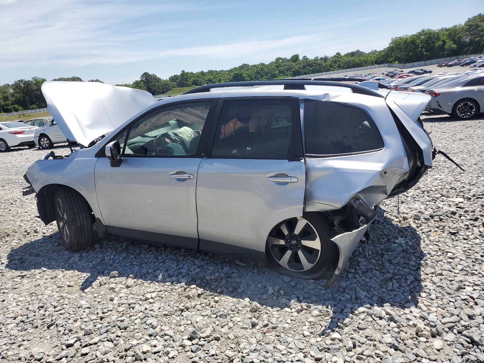 2018 Subaru Forester 2.5I Premium vin: JF2SJAEC1JH422796