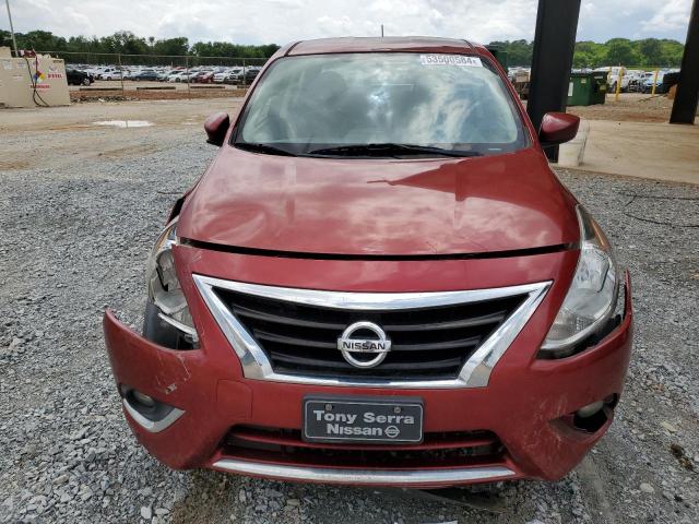  NISSAN VERSA 2017 Красный