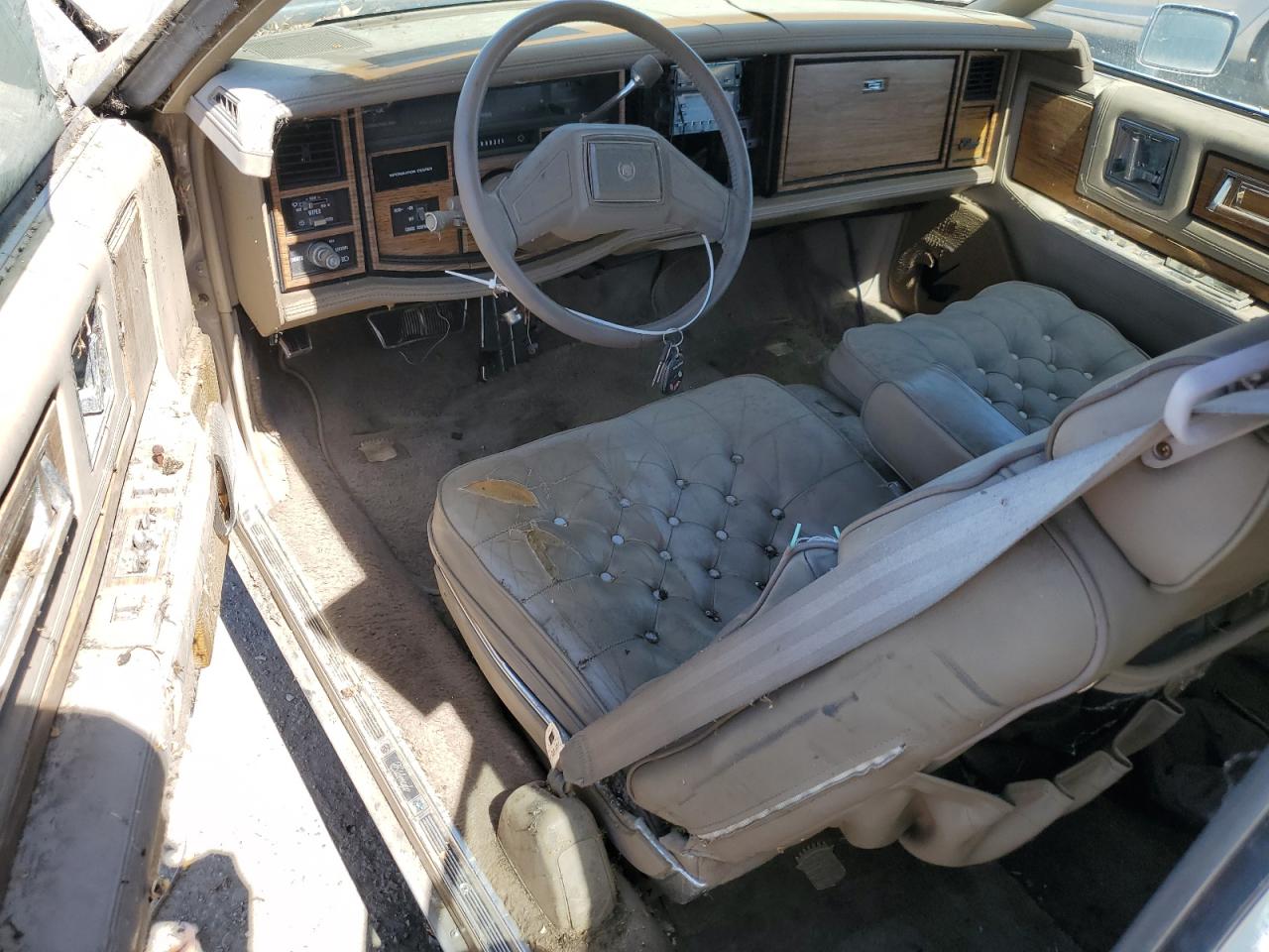 1G6EL578XFE661216 1985 Cadillac Eldorado