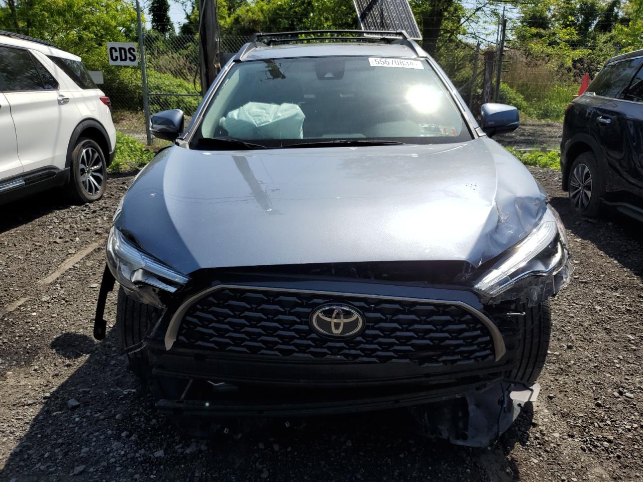 2022 Toyota Corolla Cross Xle VIN: 7MUDAABG9NV015122 Lot: 55670834