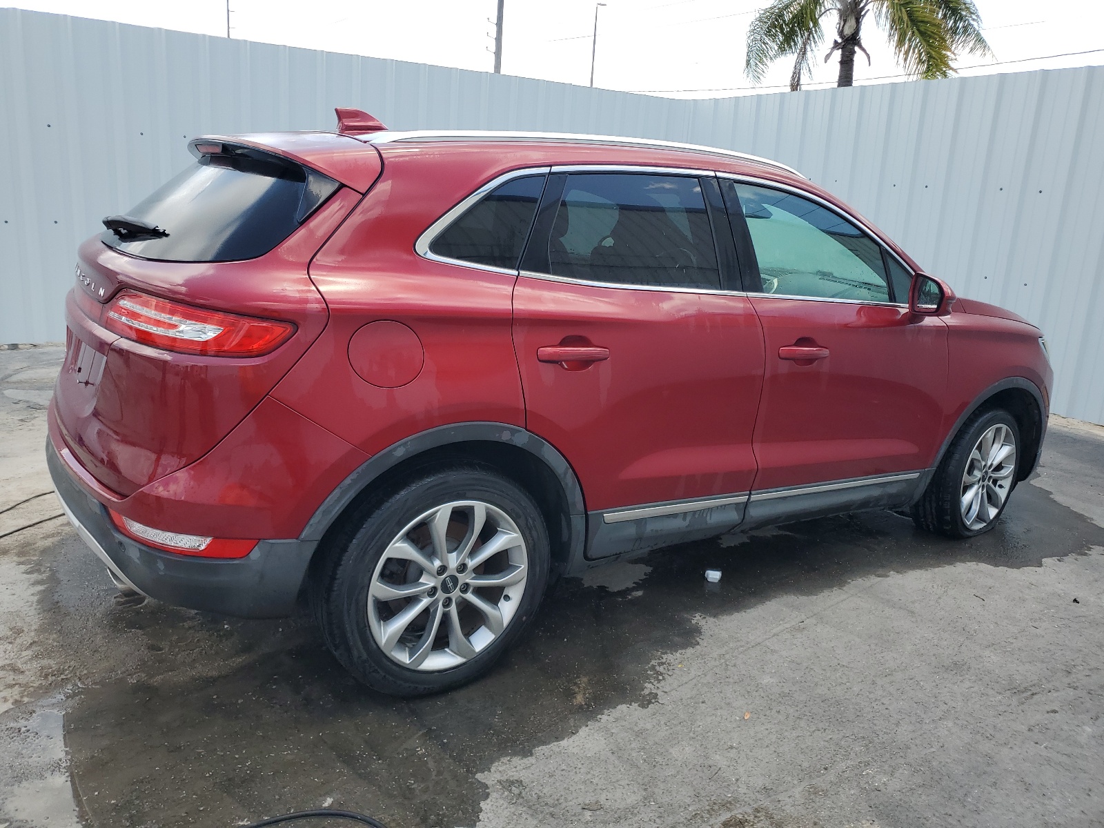 5LMCJ2D95GUJ18121 2016 Lincoln Mkc Select