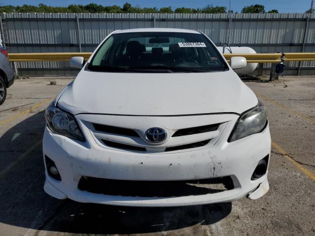  TOYOTA COROLLA 2013 Белый