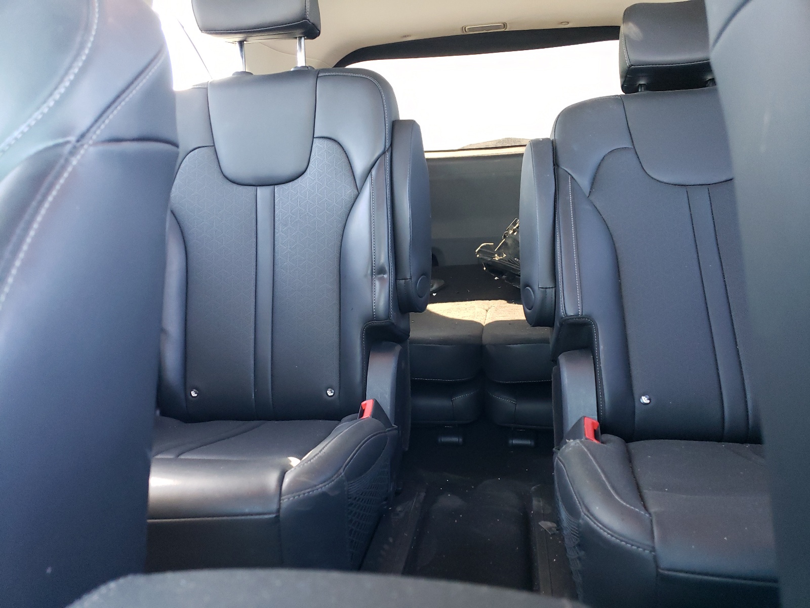 KNDRG4LG9N5120747 2022 Kia Sorento S