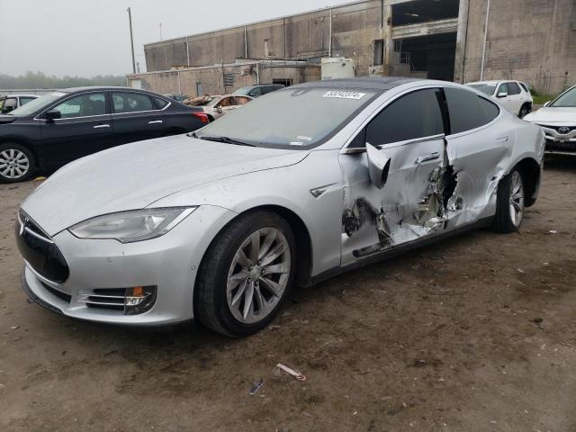 Хэтчбеки TESLA MODEL S 2015 Серебристый