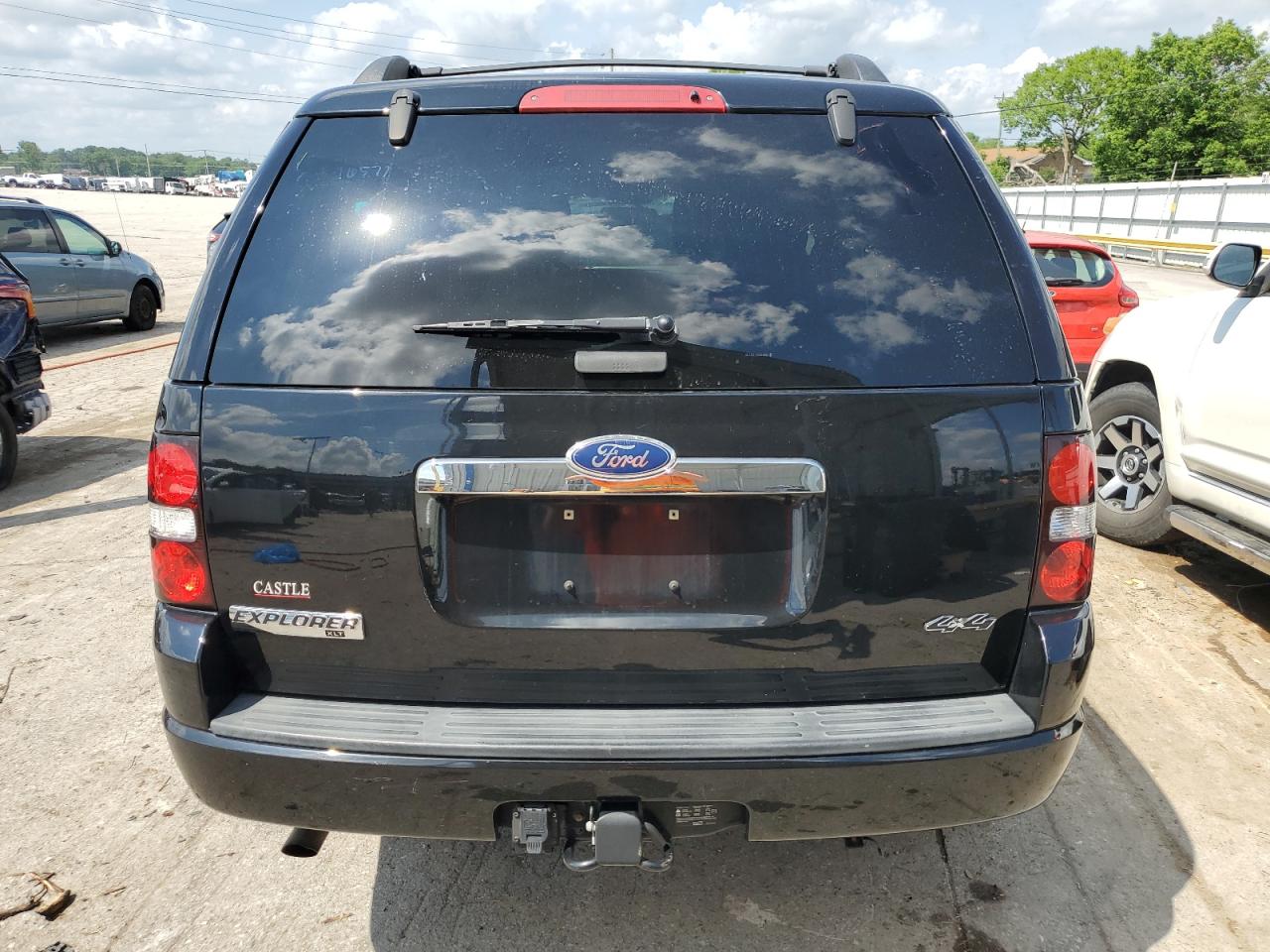 1FMEU7DE4AUA58756 2010 Ford Explorer Xlt