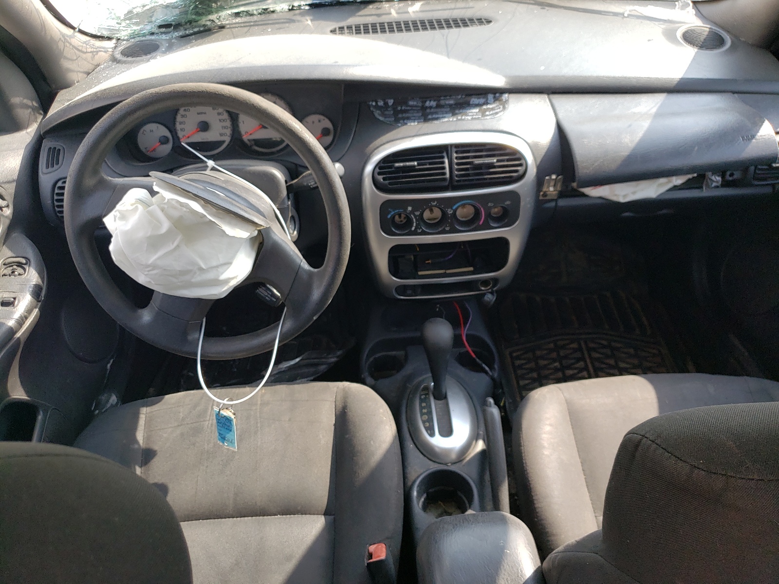 1B3ES56CX4D587757 2004 Dodge Neon Sxt