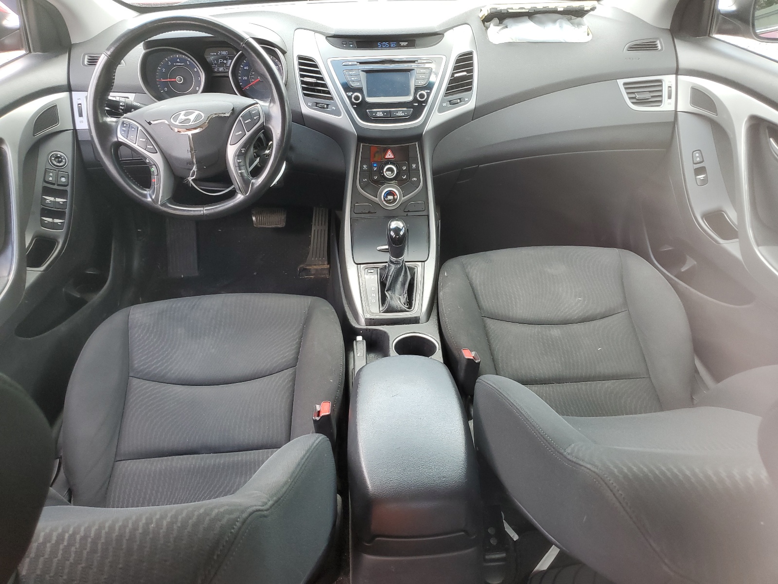 KMHDH4AE6FU321131 2015 Hyundai Elantra Se