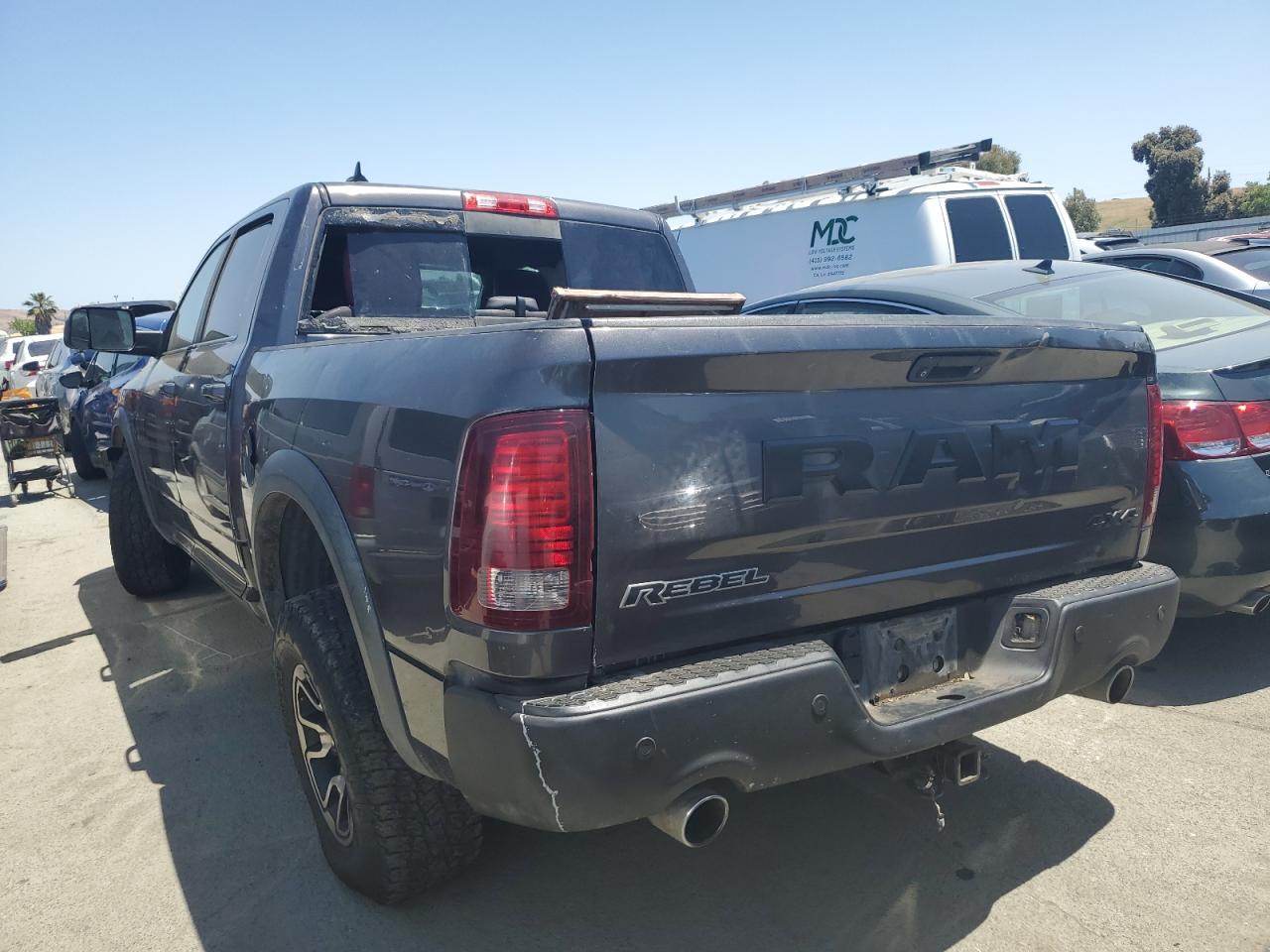 2016 RAM 1500 - Image 2