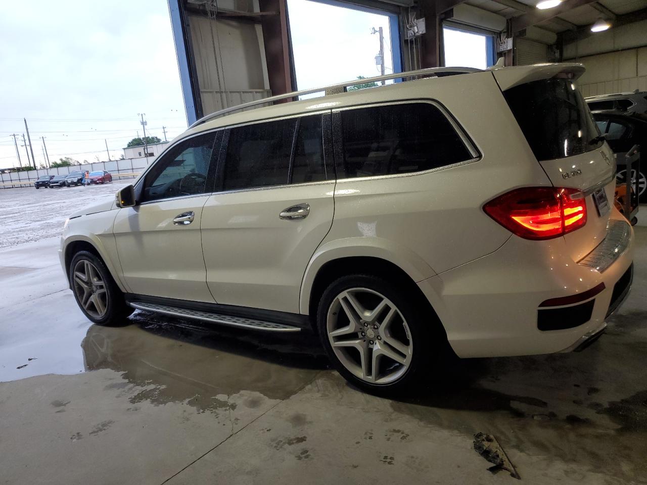 2015 Mercedes-Benz Gl 550 4Matic VIN: 4JGDF7DE1FA555665 Lot: 55748134