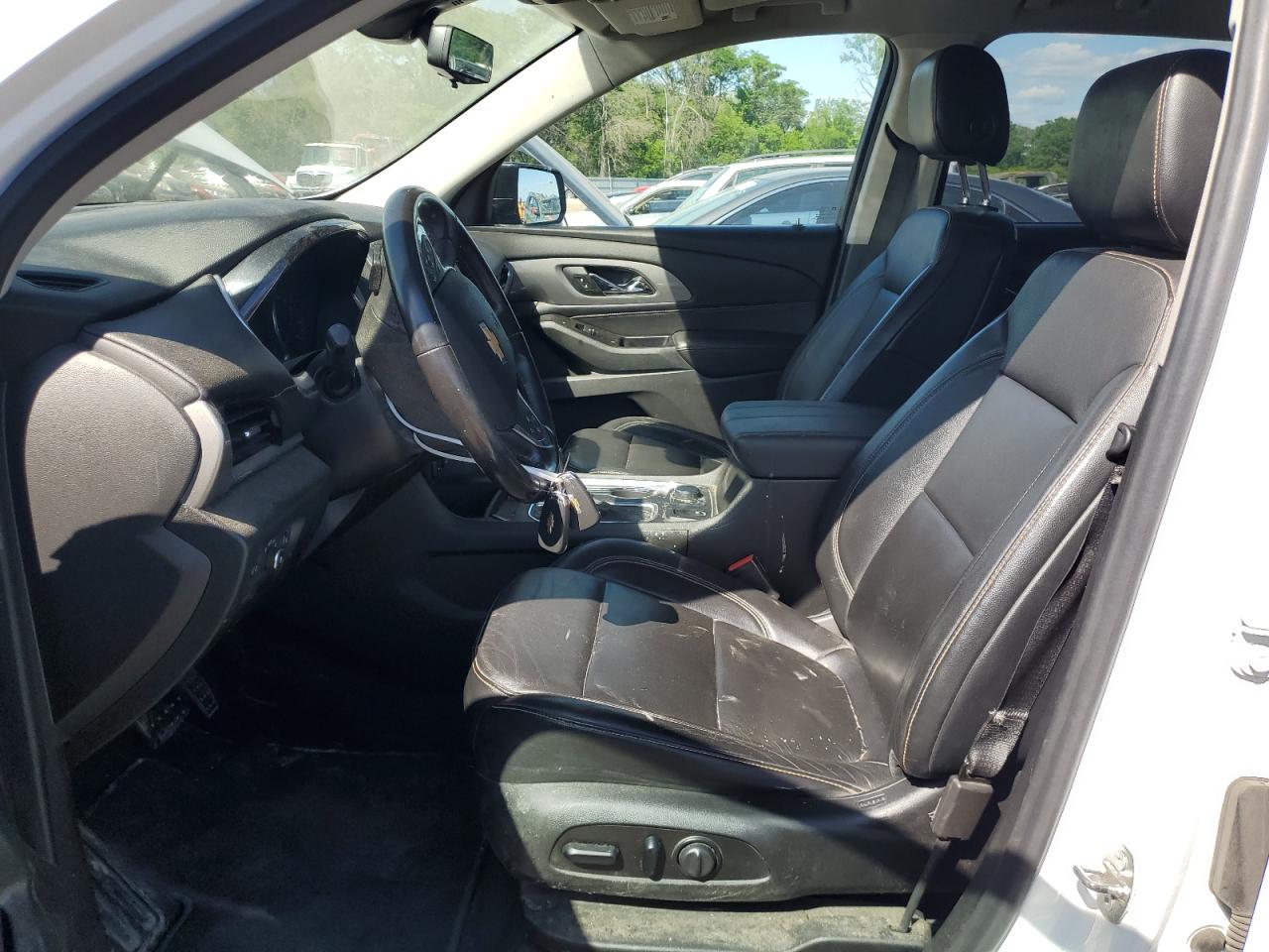 2019 Chevrolet Traverse Lt VIN: 1GNEVHKW2KJ156469 Lot: 56060414