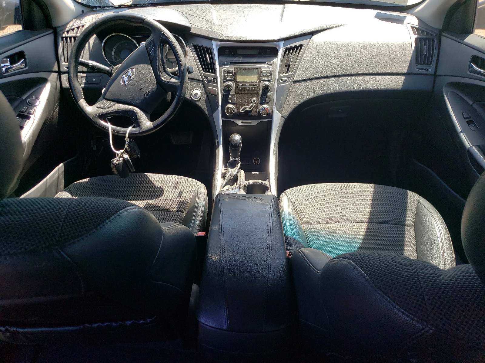 5NPEC4AC4BH263515 2011 Hyundai Sonata Se