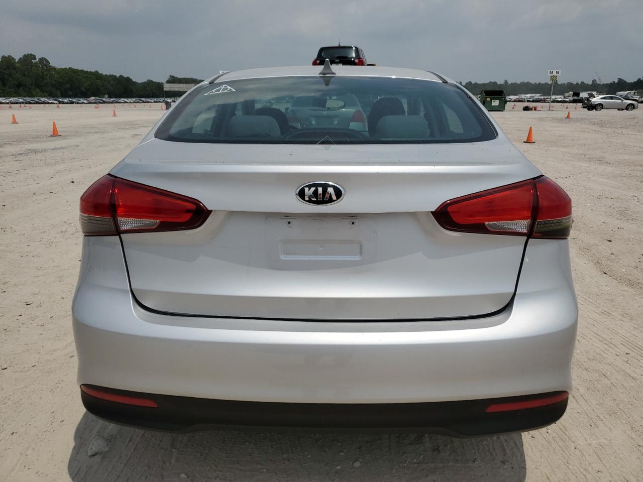 2017 Kia Forte Lx VIN: 3KPFK4A70HE108077 Lot: 54774384