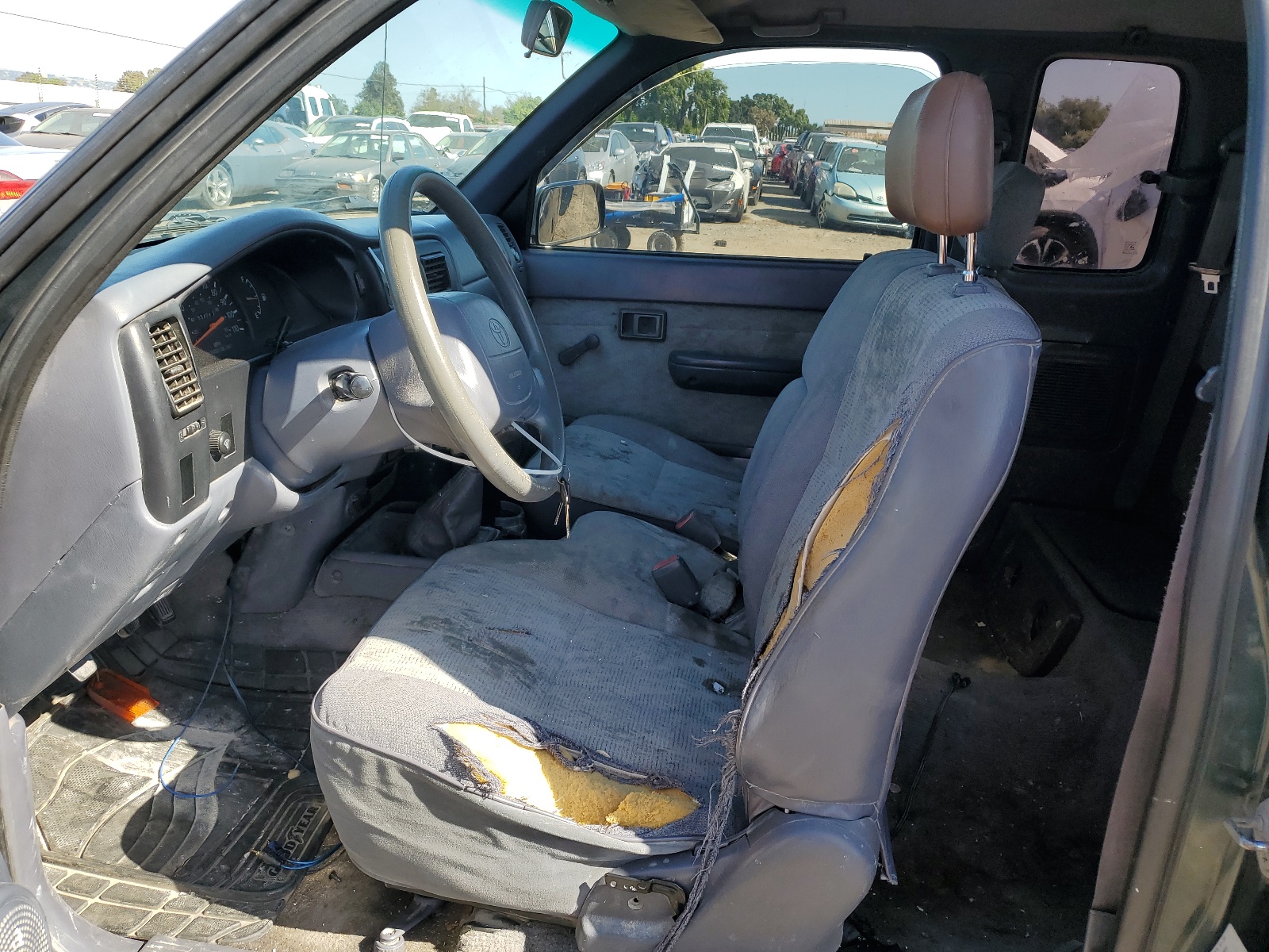 4TAVL52N9WZ014711 1998 Toyota Tacoma Xtracab