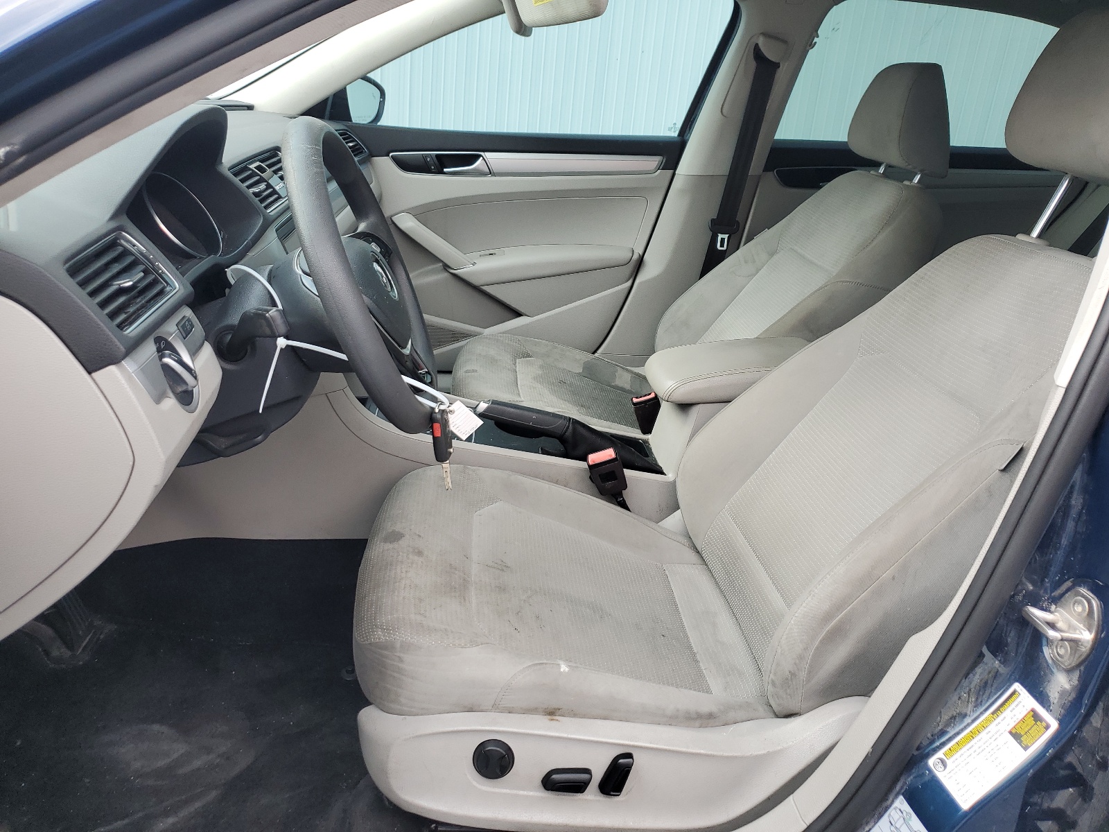 1VWAA7A34JC021661 2018 Volkswagen Passat S