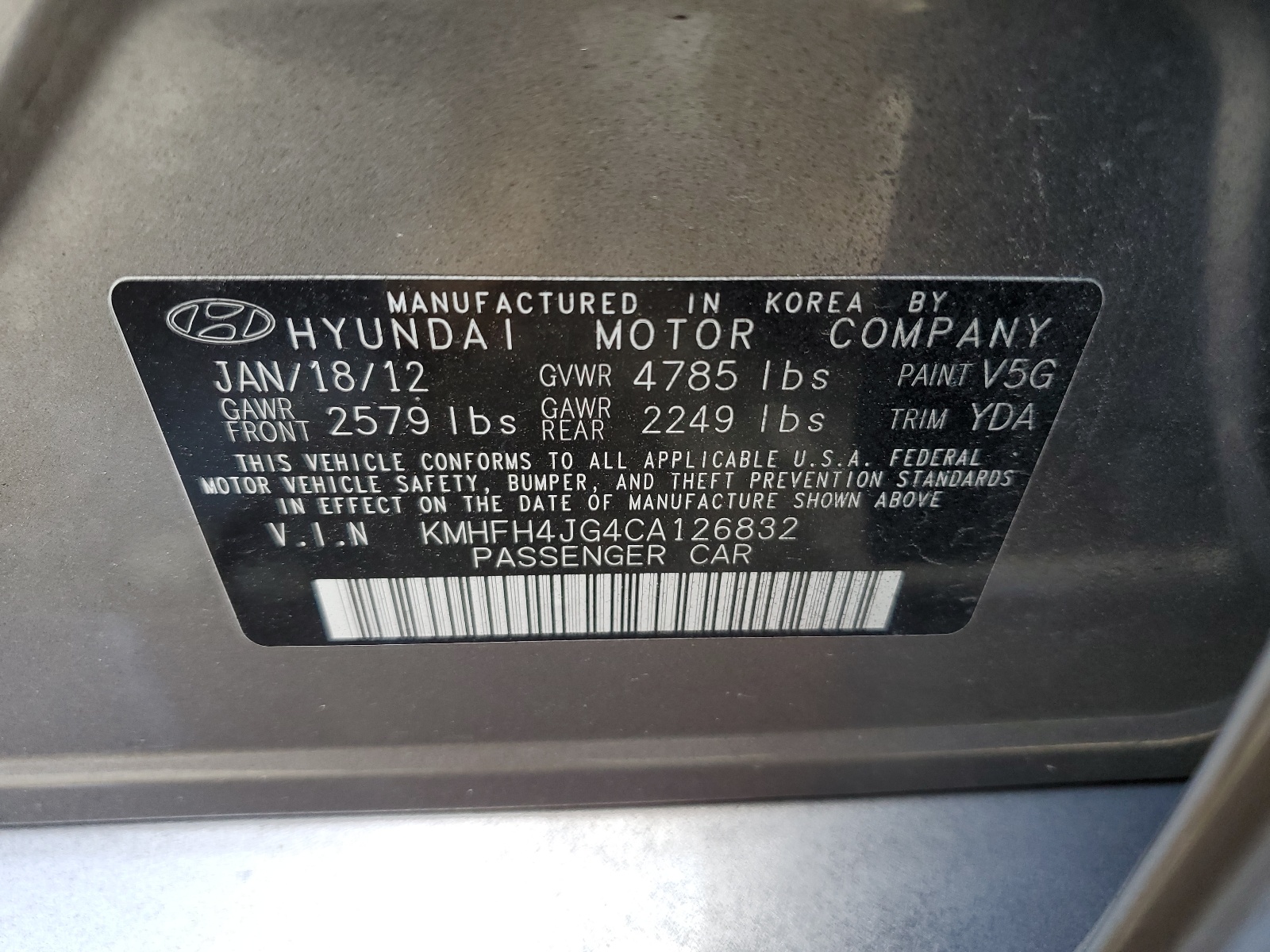 KMHFH4JG4CA126832 2012 Hyundai Azera Gls