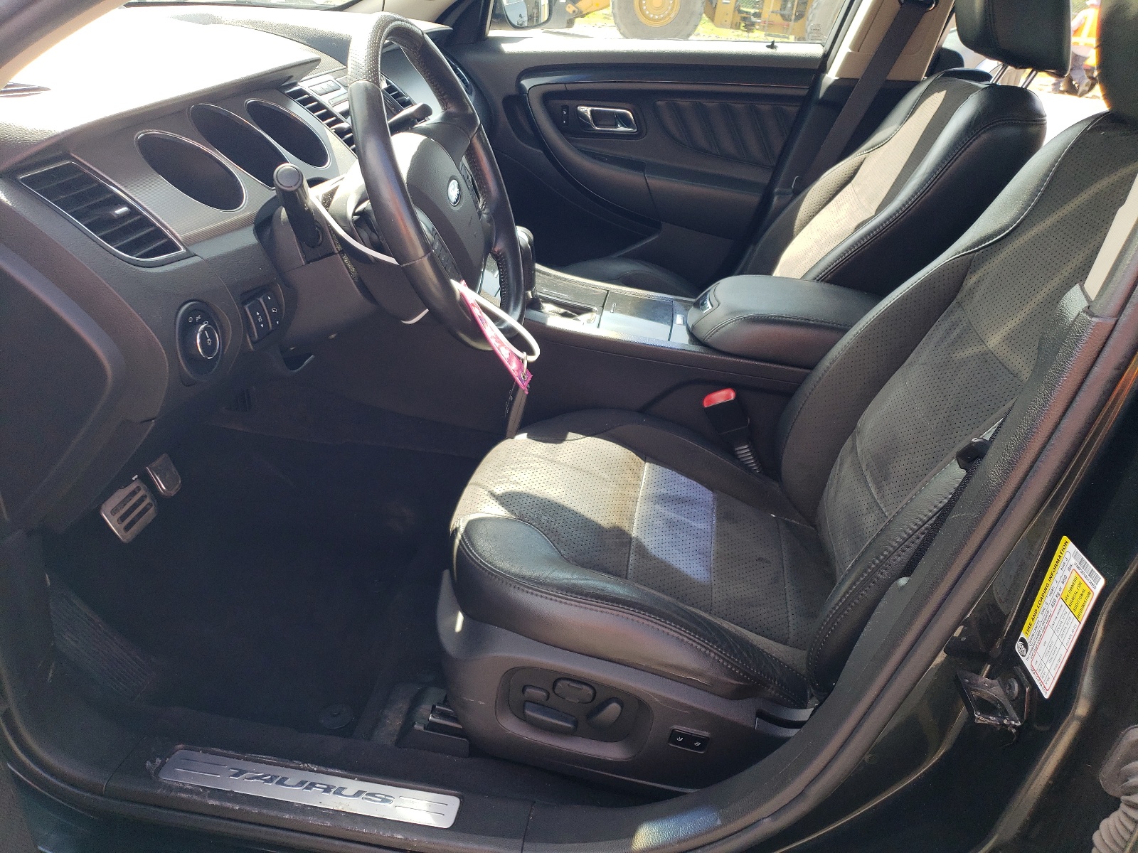 1FAHP2KT6AG134950 2010 Ford Taurus Sho