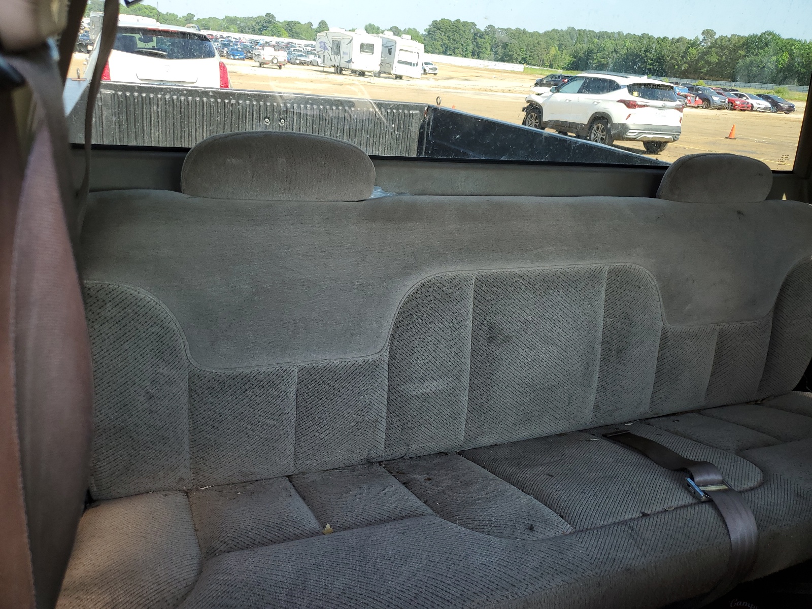 2GBEC19R4W1214382 1998 Chevrolet Gmt-400 C1500