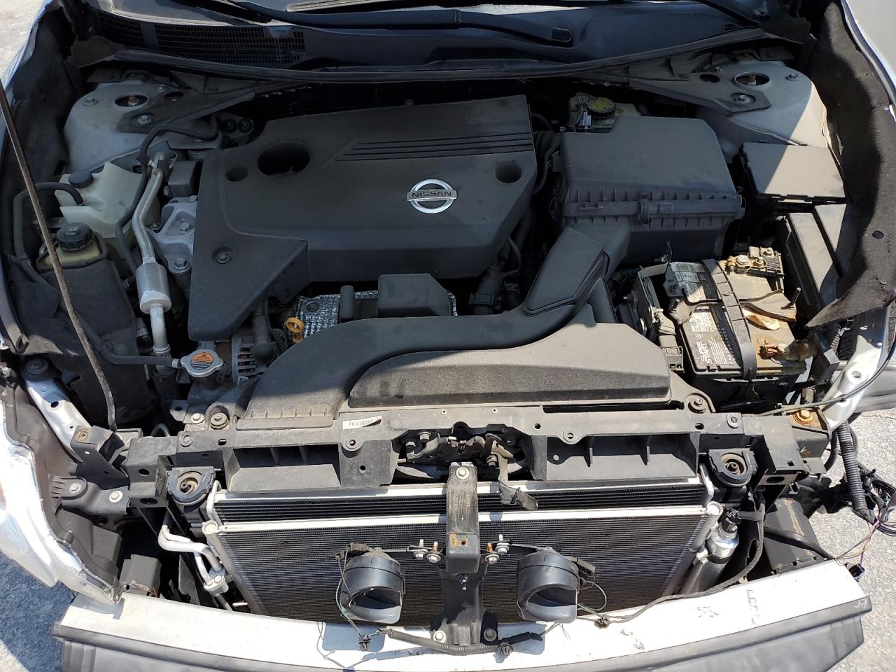 2015 Nissan Altima - Image 11