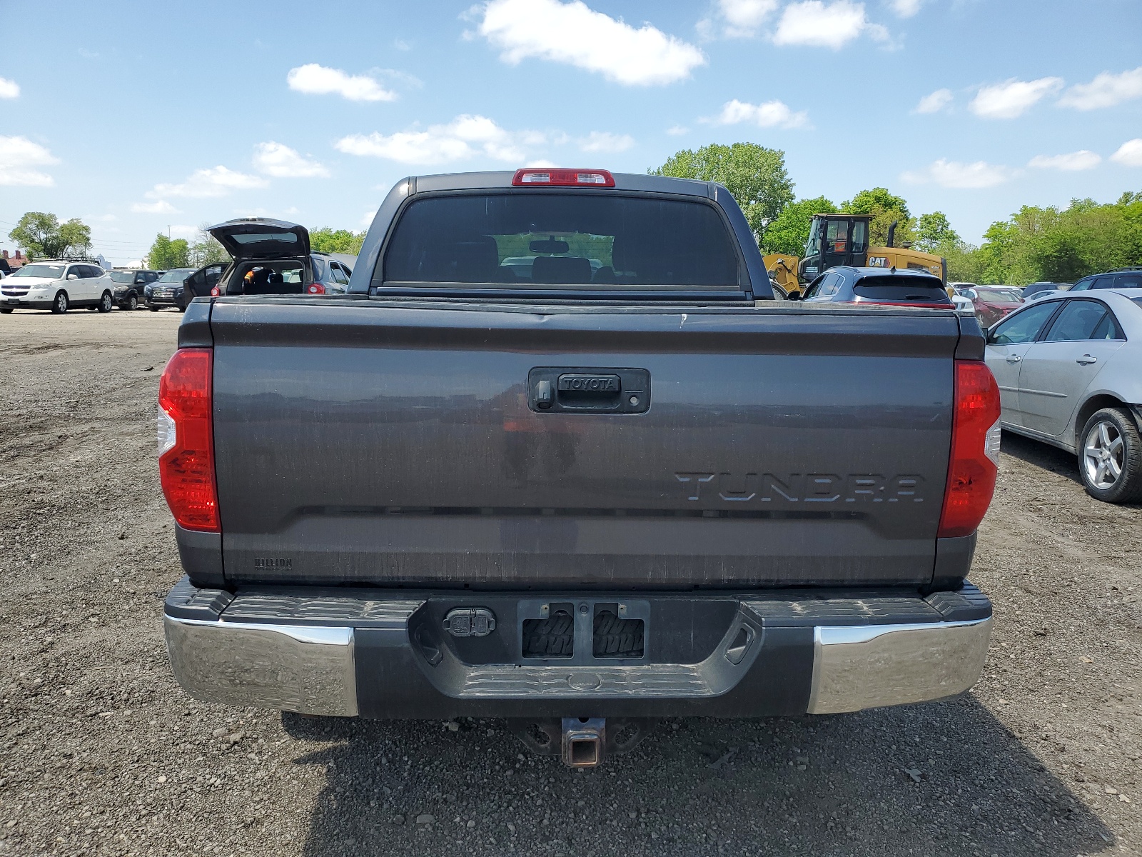 5TFDW5F15HX648644 2017 Toyota Tundra Crewmax Sr5