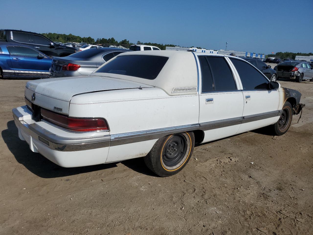 1995 Buick Roadmaster Limited VIN: 1G4BT52P3SR427321 Lot: 53473724