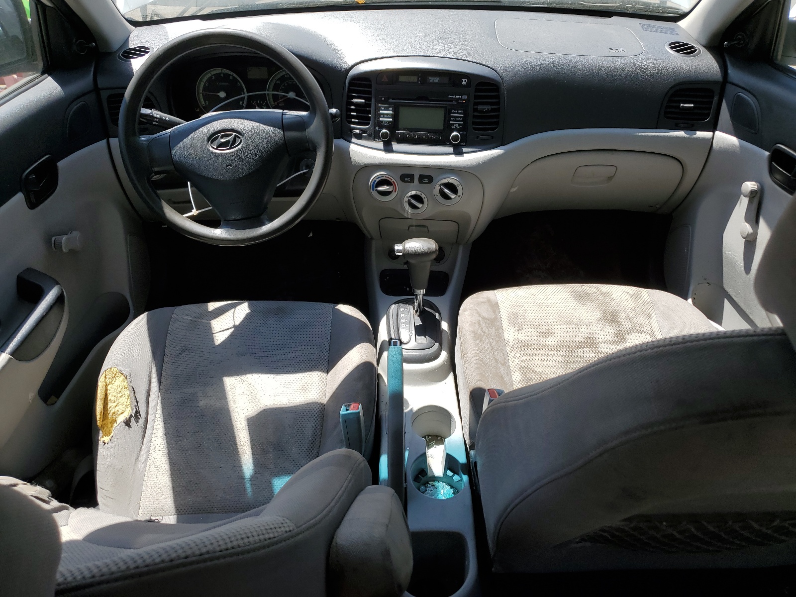 KMHCN46C89U300801 2009 Hyundai Accent Gls