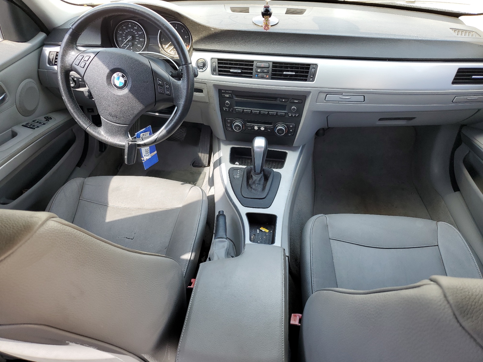 WBAPH7G59ANM51575 2010 BMW 328 I