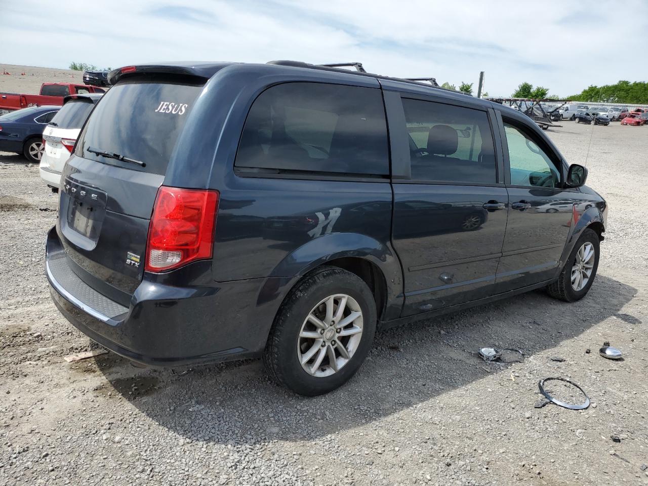 2014 Dodge Caravan - Image 3
