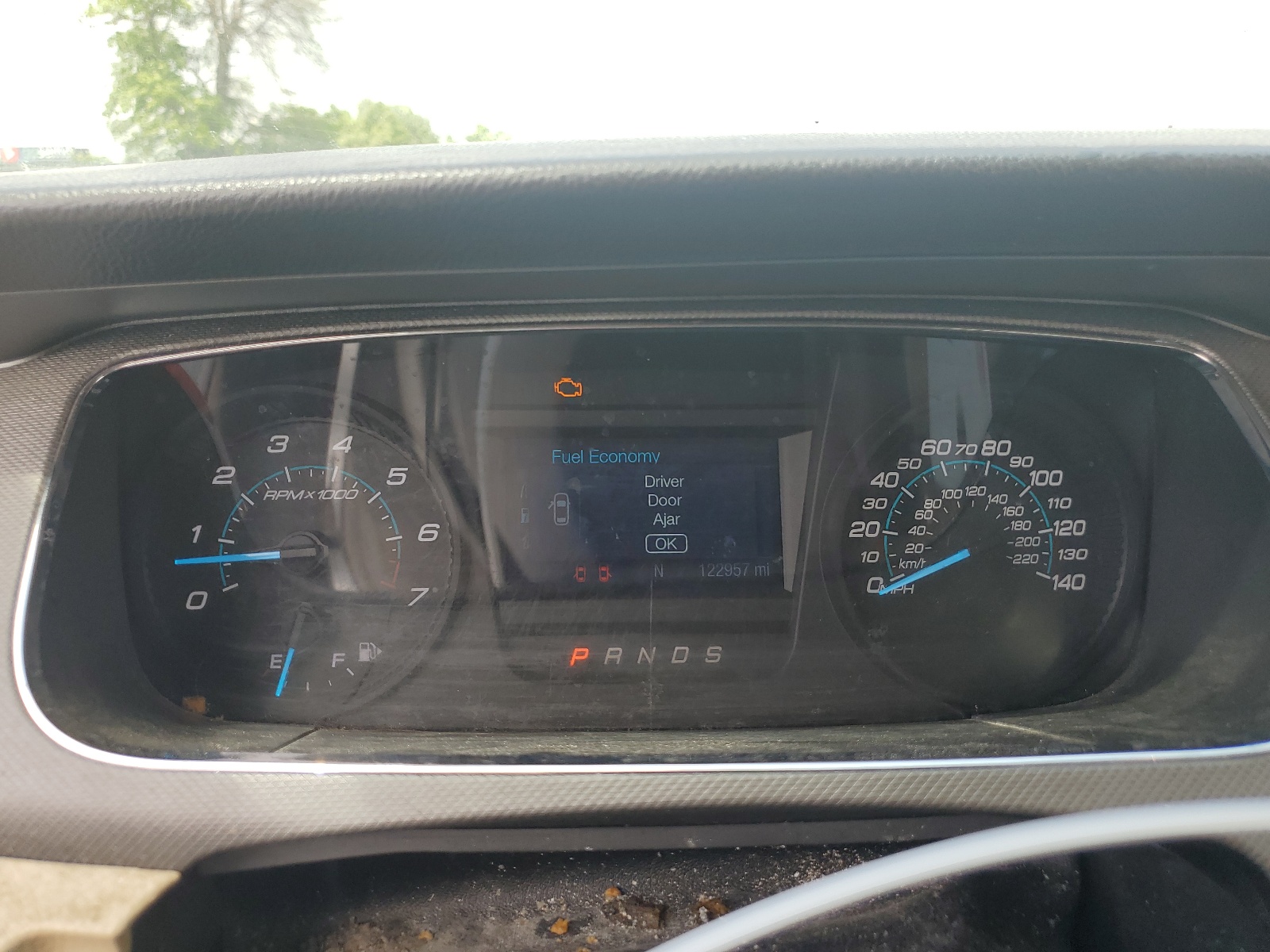 1FAHP2D81FG138713 2015 Ford Taurus Se